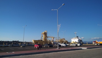 «Μεταμορφώνεται»  το λιμάνι της Ακαντιάς