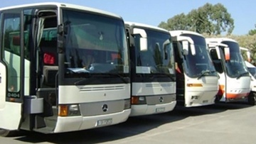 Έκτακτη οικονομική ενίσχυση των τουριστικών λεωφορείων υπέγραψε ο Υπουργός Τουρισμού