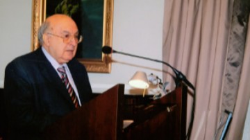 Έφυγε από τη ζωή ο Δωδεκανήσιος καθηγητής πανεπιστημίου Ζαχαρίας Τσιρπανλής