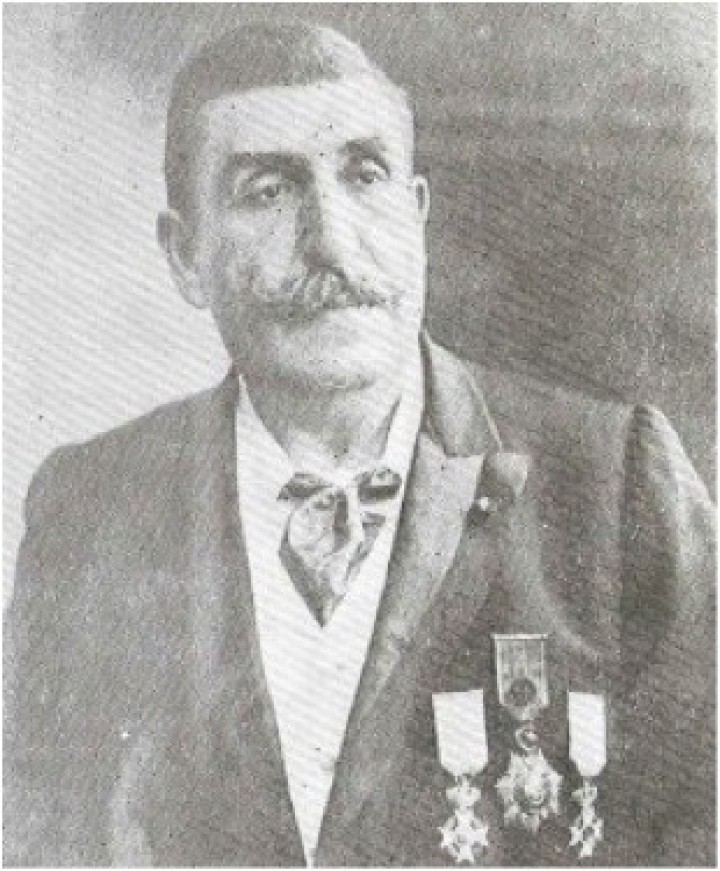 Ο Νικόλαος Εμμ. Βουβάλης