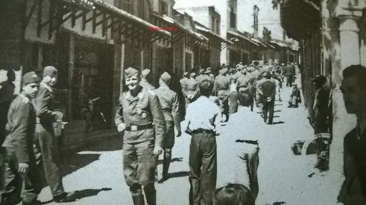 1944.  Γερμανοί στην οδό Σωκράτους
