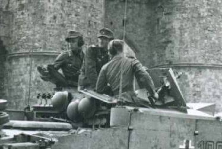 1943. Γερμανοί σε τανκ έξω από την Πύλη της Αγ. Αικατερίνης