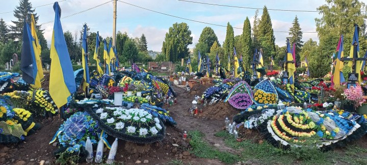 Το νεκροταφείο του Τσερνιβτσί