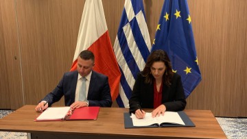 Μνημόνιο τουριστικής συνεργασίας μεταξύ Ελλάδας και Μάλτας υπέγραψε σήμερα η υπουργός Τουρισμού
