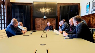 Νέα πρόσκληση ενδιαφέροντος για την μετατροπή αδειών ταξί σε 9θέσια, από την Περιφέρεια Νοτίου Αιγαίου