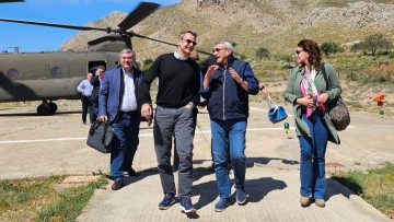 Έφτασε στη Ρόδο και αναχώρησε για την Τήλο ο πρωθυπουργός Κυριάκος Μητσοτάκης