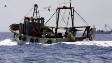 Αλιείς: Προβληματισμός για την απαγόρευση μηχανότρατων σε θαλάσσια πάρκα