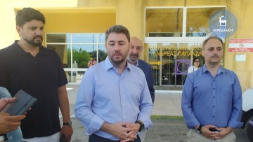 Την ενίσχυση του ΕΣΥ στα νησιά ζήτησε ο πρόεδρος του ΠΑΣΟΚ Ν. Ανδρουλάκης κατά την επίσκεψή του στο Γενικό Νοσοκομείο Ρόδου