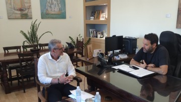 Με τον υφυπουργό Κλιματικής Κρίσης και Πολιτικής Προστασίας Ευάγγελο Τουρνά συναντήθηκε ο δήμαρχος Ρόδου