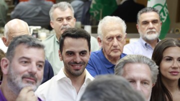 Σκανδαλίδης σε Ανδρουλάκη: «Εκλογή ηγεσίας από τη βάση αν δεν μπορείς να εγγυηθείς τη λειτουργία του κόμματος»