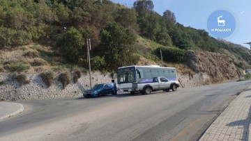 Τροχαίο ατύχημα με λεωφορείο και αγροτικό αυτοκίνητο στην είσοδο της πόλης μας