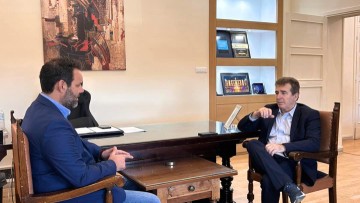 Τον υπουργό Προστασίας του Πολίτη Μιχάλη Χρυσοχοΐδη συνάντησε χθες στο Δημαρχείο ο Αλέξανδρος Κολιάδης