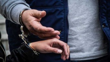 Πέντε συλλήψεις για ναρκωτικά