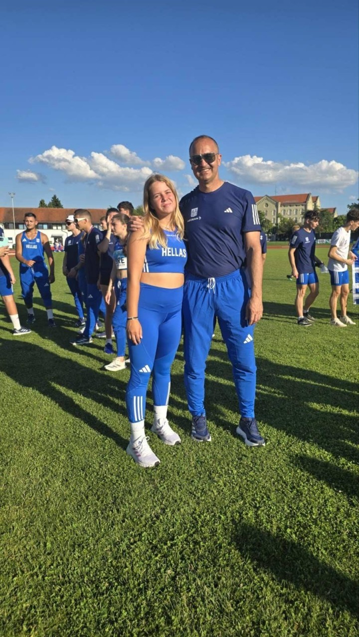 Η Ειρήνη Μαρίνου στο Μάριμπορ με τον Κώστα Γκατσιούδη. 