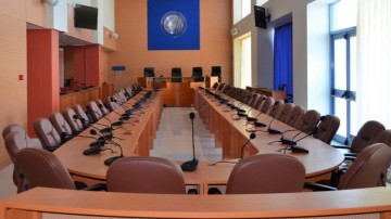 ΥΠΕΣ: Νέοι Πρότυποι Κανονισμοί Λειτουργίας για τα Περιφερειακά και Δημοτικά Συμβούλια