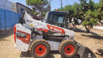 Προμήθεια φορτωτή πλάγιας ολίσθησης από τον Δήμο Η.Ν. Κάσου