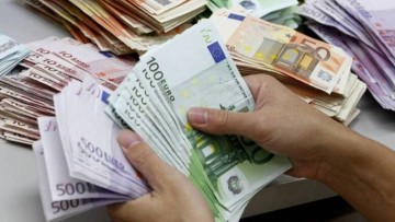 Με μετρητά γίνονται οι 8 στις 10 αγορές ακινήτων στην Ελλάδα