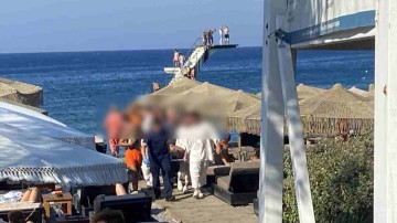 Τουρίστας γλίστρησε στο τραμπολίνο και μεταφέρθηκε στο νοσοκομείο