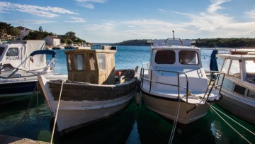 Στη Βουλή από Γ. Νικητιάδη το νέο χαράτσι της ΝΔ ακόμη και σε μικρές βαρκούλες 2 μέτρων