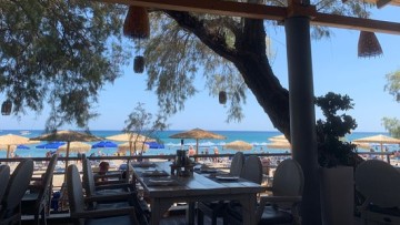 Το θέμα του beach bar “Galazio” θα συζητηθεί στη συνεδρίαση λογοδοσίας με πρωτοβουλία του δημάρχου