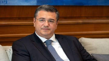 Συγχαρητήριο μήνυμα του Αντώνη Καμπουράκη προς τον Απόστολο Τζιτζικώστα