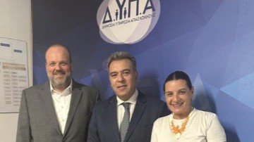 Πρωτοβουλία του Μ. Κόνσολα για επιδοτούμενα προγράμματα κατάρτισης των εργαζόμενων στον τουρισμό