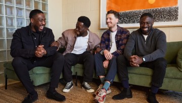 Οι Βρετανοί POoR Collective στο περιβαλλοντικό πρόγραμμα φιλοξενίας καλλιτεχνών της Τήλου