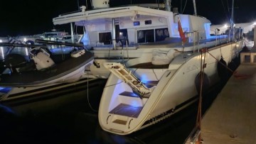 Με... ιστιοφόρο καταμαράν αποβιβάστηκαν παράνομα άλλοι 10 μετανάστες στη Νέα Μαρίνα. Πλήρωσαν από 8.000 έως 9.000 ευρώ ο καθένας