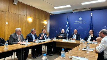 Ο Γιάννης Παππάς σε σύσκεψη στο Υπουργείο Αγροτικής Ανάπτυξης