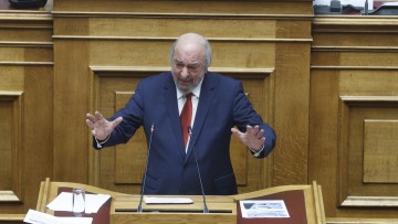 Νικητιάδης προς Θεοδωρικάκο: Σταματήστε να κοροϊδεύετε τους επιχειρηματίες