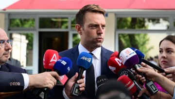 Στέφανος Κασσελάκης: Αποχωρεί από τον ΣΥΡΙΖΑ - Ανακοίνωσε τη δημιουργία νέου κόμματος από τα γραφεία του στον Ταύρο