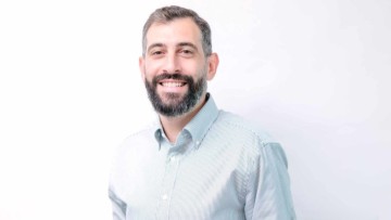 Για τη Ρόδο, το νησί του ήλιου και του πολιτισμού, μιλά στον «Ε.Κ.» ο αρμόδιος Αντιδήμαρχος Τουρισμού