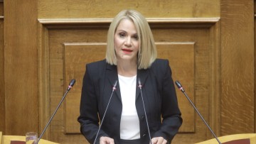 Αποκατάσταση των ζημιών, καταβολή αποζημιώσεων και την ενίσχυση των κατοίκων ζήτησε η Μίκα Ιατρίδη