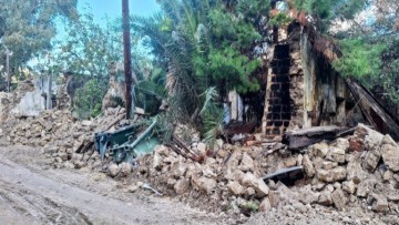 Κατέρρευσε λόγω της βροχής πέτρινο κτίσμα στην περιοχή της Ιξιάς