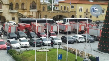 Αναχωρούν από τη Ρόδο τα δέκα πυροσβεστικά που ήρθαν από την Αθήνα