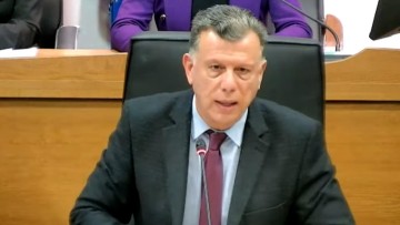 Δήμαρχος Κω: ''Έρχεται η ώρα για τα ανθρωπάκια που τα πληρώνει ο Κωακός λαός και κρύβονται με μια κουκούλα''