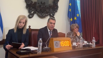 Επτά πολύ σημαντικά θέματα φέρνει ο Μάνος Κόνσολας στην Επιτροπή Περιφερειών της Βουλής