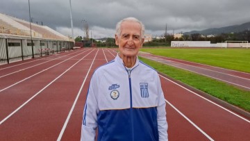 Κώστας Χατζηεμμανουήλ: Ο χρόνος δεν μπορεί να τον φτάσει