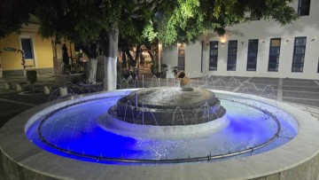 Ξανά σε λειτουργία το σιντριβάνι της πλατείας Κρεμαστής