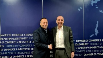 Συνάντηση του προέδρου του Επιμελητήριου Δωδεκάνησου Γ. Πάππου με τον πρόεδρο του ΕΒΕΑ Γ. Μπρατάκο