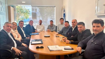 Συνάντηση των βουλευτών Δωδεκανήσου με το δ.σ. της Ομοσπονδίας Εμπορίου και Επιχειρηματικότητας Δωδεκανήσου με θέμα τους μειωμένους  συντελεστές ΦΠΑ