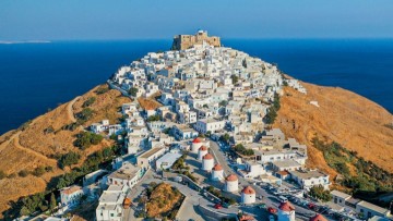 Ιστιοφόρο με βλάβη στην Αστυπάλαια: Ασφαλής ρυμούλκηση χωρίς τραυματισμούς