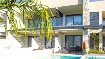 Κύκλωμα Πολεοδομίας Ρόδου: Η προϊσταμένη και τα ακίνητα με πισίνες που κατείχαν