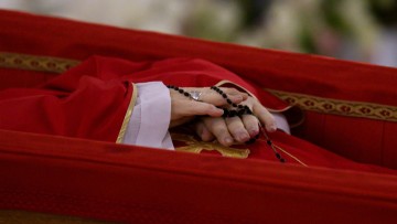 Πάπας Φραγκίσκος: Στις 26 Απριλίου η κηδεία