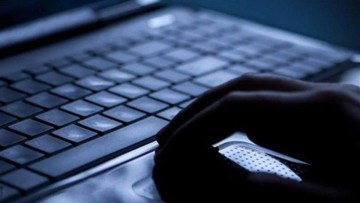 Για πορνογραφία ανηλίκων κατηγορείται 53χρονος που συνελήφθη στη Ρόδο από τη Δίωξη Ηλεκτρονικού Εγκλήματος