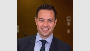 Γ. Χατζής, πρόεδρος ΠΟΞ: «Ας εστιάσουμε πρώτα στα προβλήματα του τουρισμού και όχι στους δασμούς»