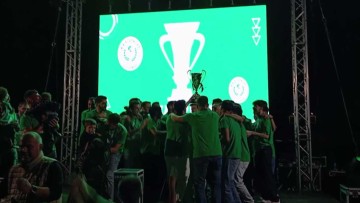 O Ευκλής Σορωνής γιόρτασε την επιστροφή του στην Α' Κατηγορία (video)