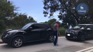 Τροχαίο υλικών ζημιών στη Ρόδου-Καλλιθέας