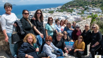 Με περηφάνια η Σορωνή στη Νίσυρο – "Η παράδοση μας ενώνει", λένε οι γυναίκες της Σορωνής