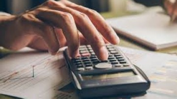 Χρέη στην Εφορία: Νέα φόρο-κίνητρα για συνεπείς οφειλέτες